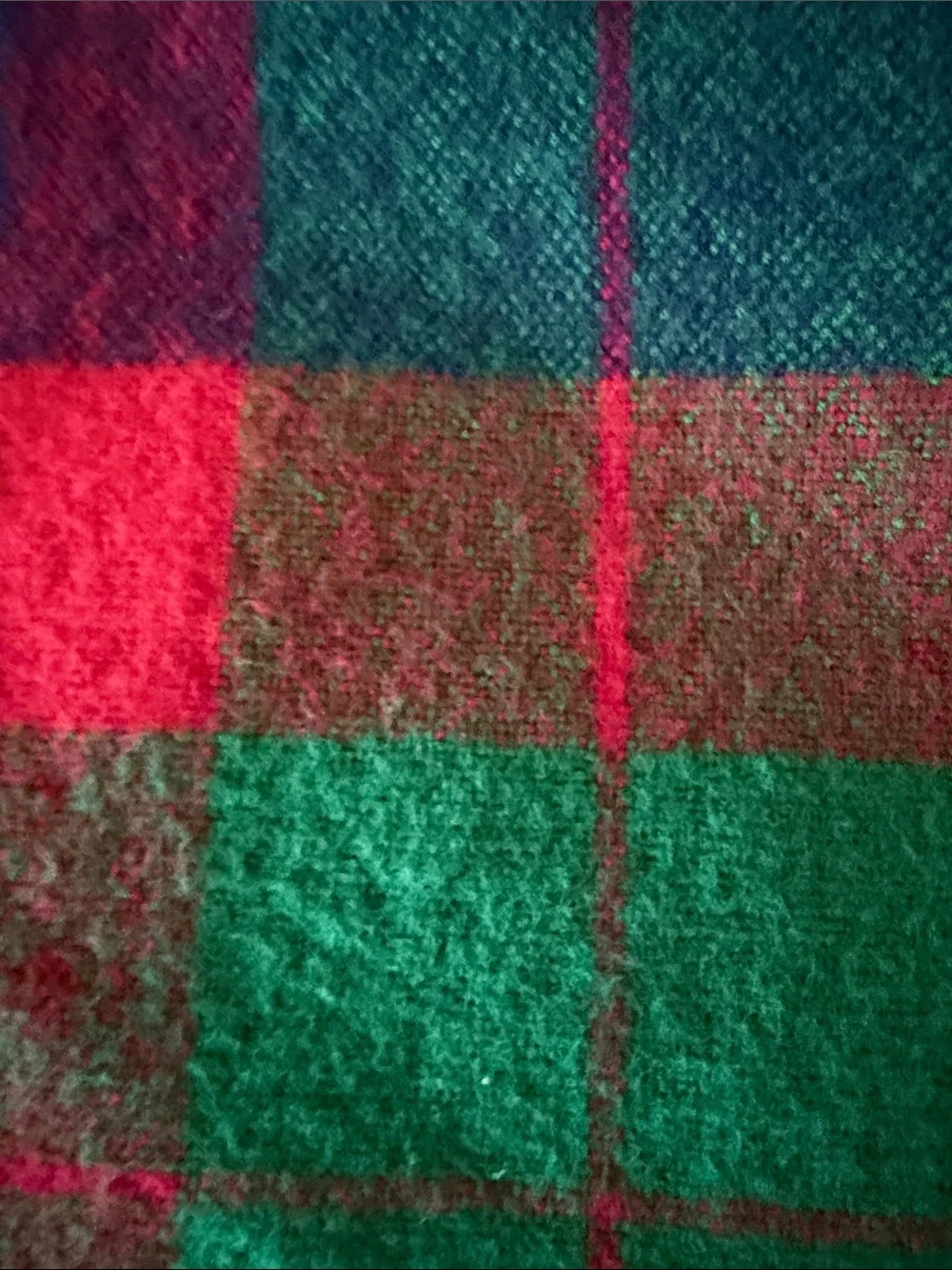Lauren Ralph Lauren Red Green Navy Plaid Fleece Throw